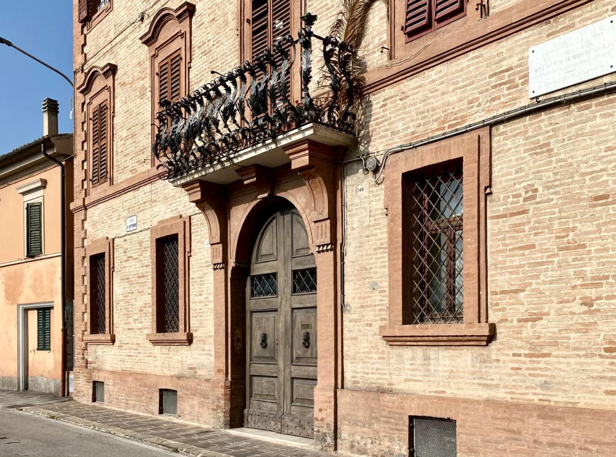 Il Barchio Loft In Un Palazzo Di Fine 800 A Jesi Apartment Ngoại thất bức ảnh