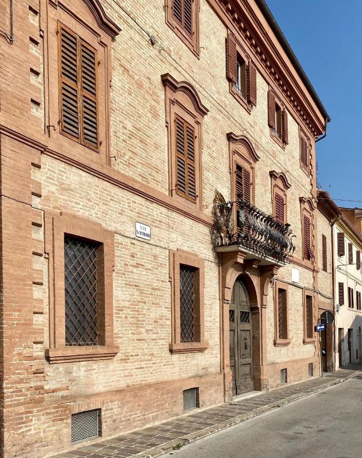Il Barchio Loft In Un Palazzo Di Fine 800 A Jesi Apartment Ngoại thất bức ảnh